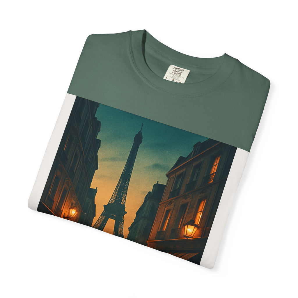 T-Shirt Teint en Pièce – Romance Parisienne Sous la Pluie (Personnalisable)