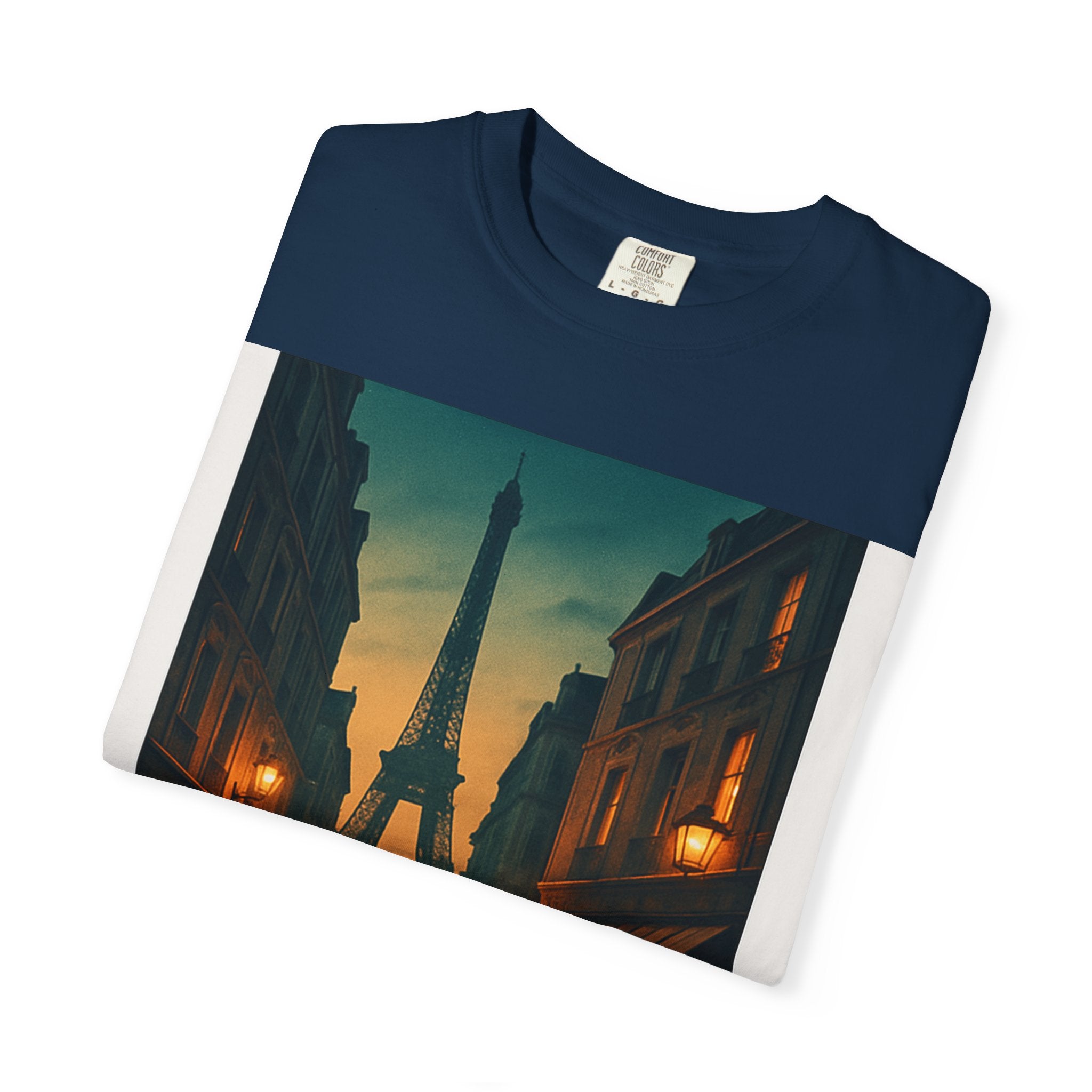 T-Shirt Teint en Pièce – Romance Parisienne Sous la Pluie (Personnalisable)