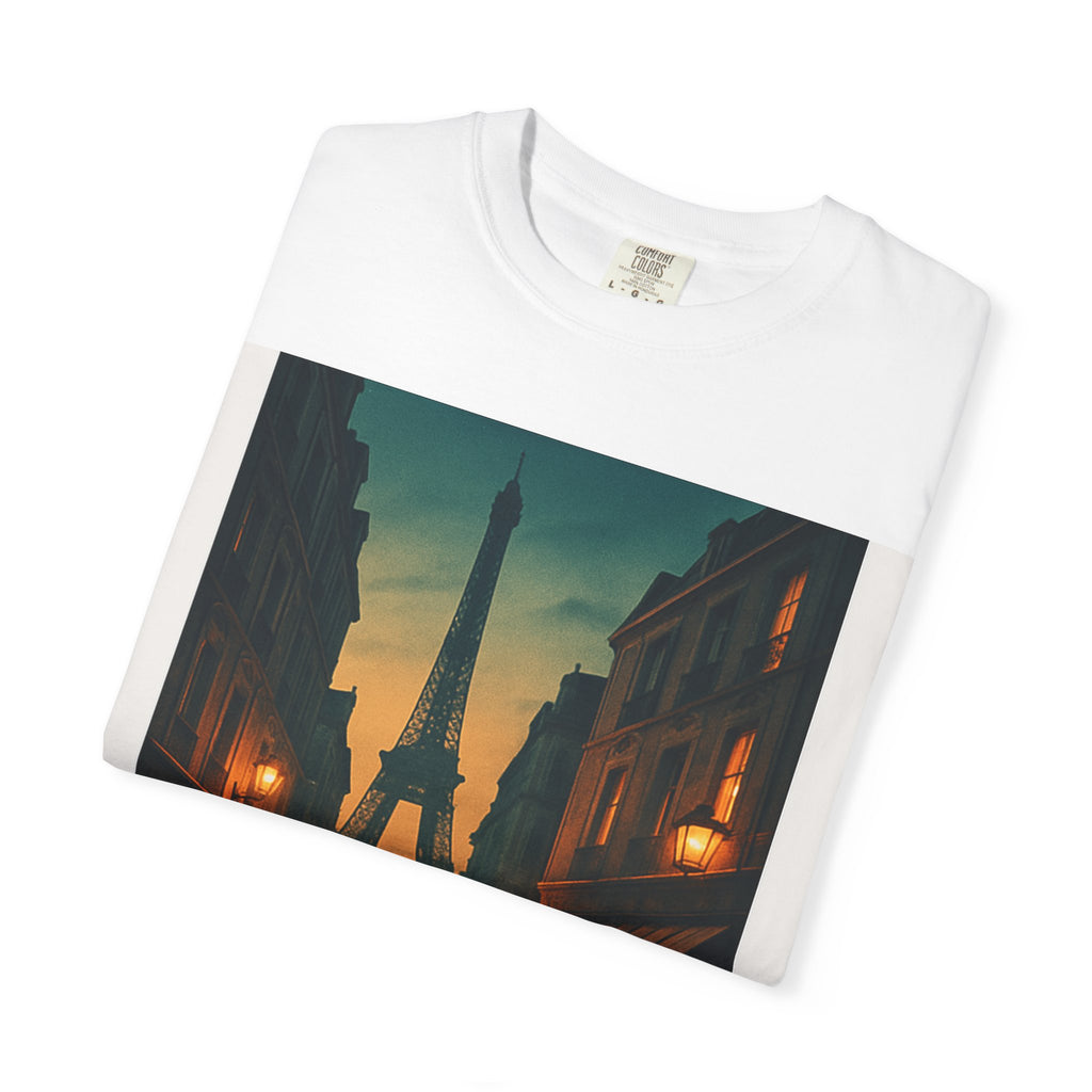 T-Shirt Teint en Pièce – Romance Parisienne Sous la Pluie (Personnalisable)