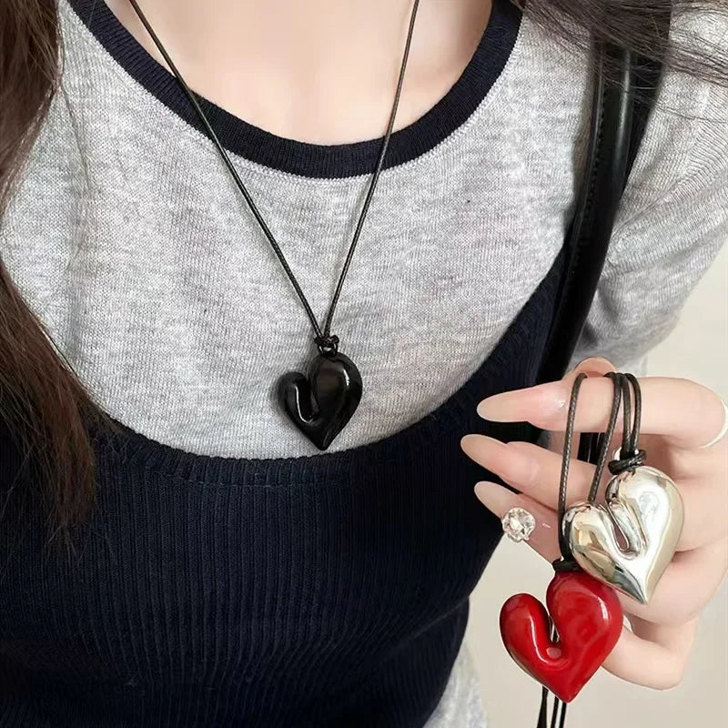 Collier Femme – Pendentif Cœur Rouge Vintage (Années 80)