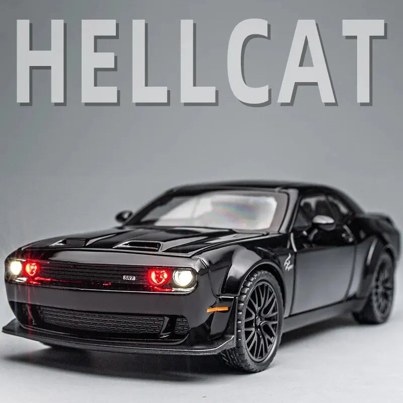 Dodge Challenger Hellcat – Modèle 1:32 en Alliage | Son & Lumière | Pull-Back