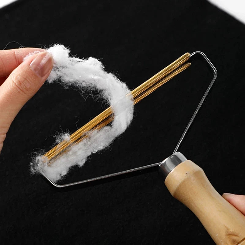Brosse anti-poils manuelle portable — vêtements et canapé