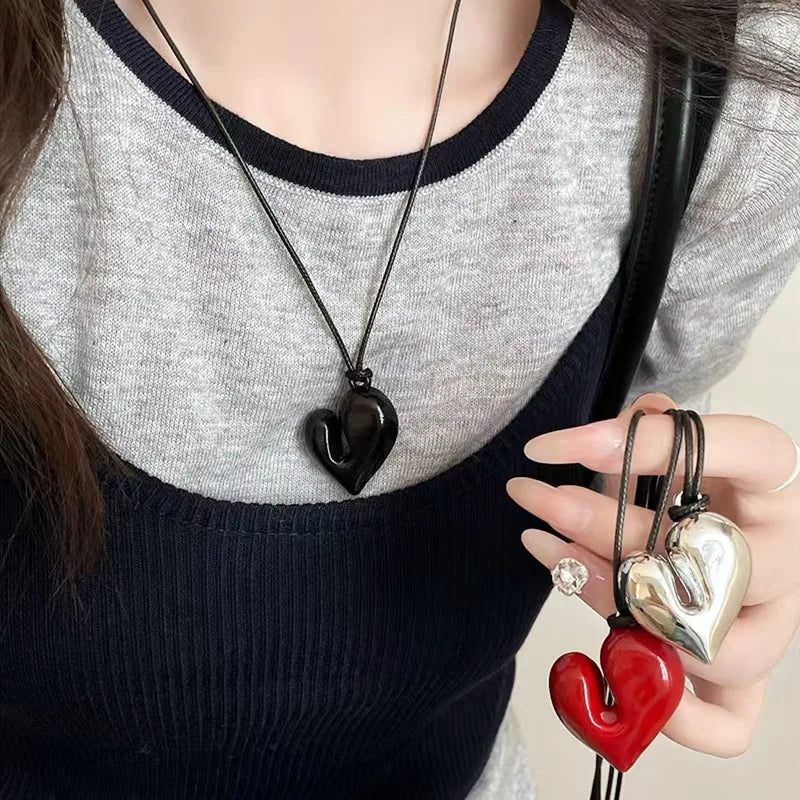 Collier Femme – Pendentif Cœur Rouge Vintage (Années 80)