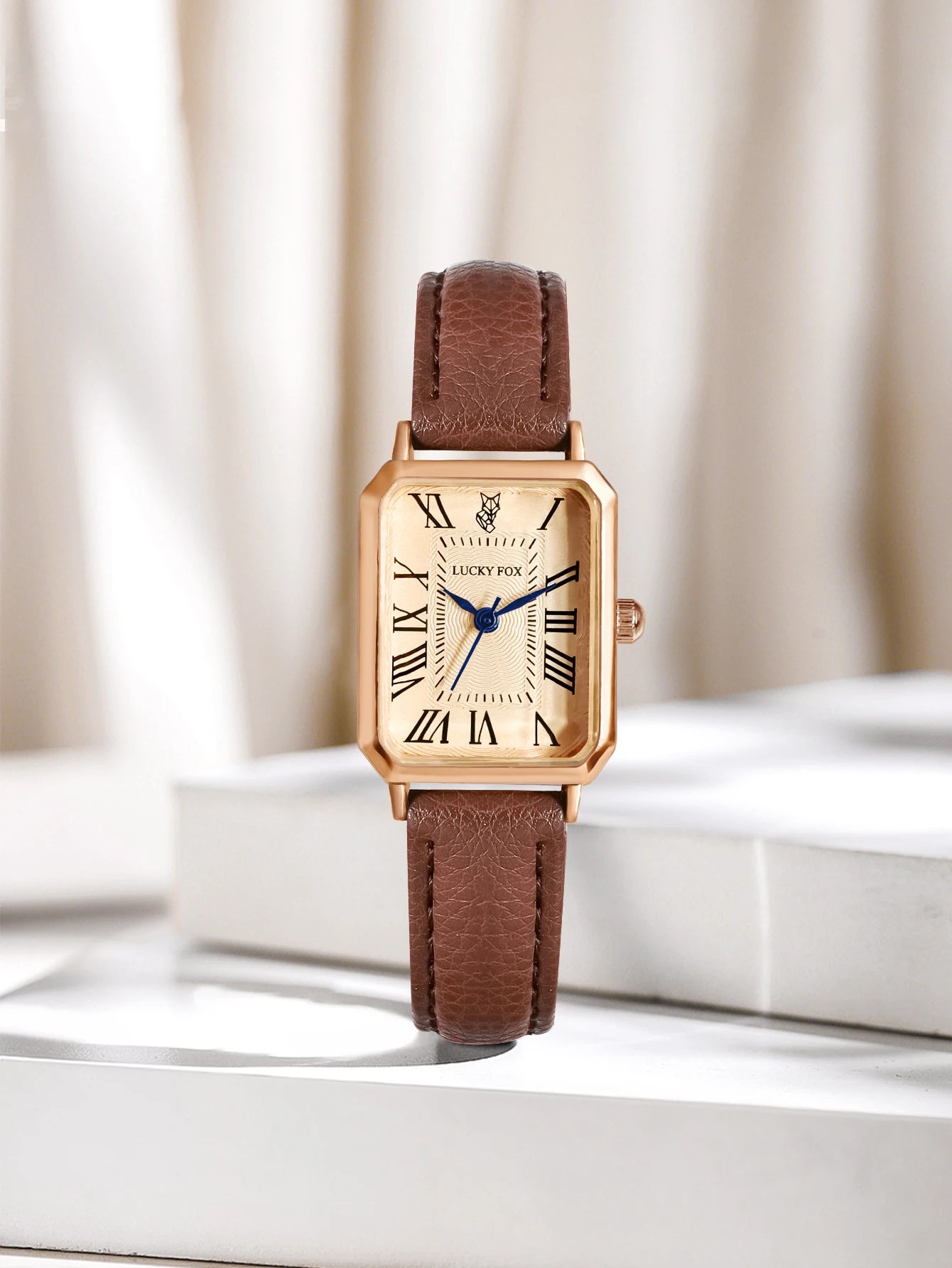 Montre Carrée Rétro Femme – Bracelet Cuir – LUCKYFOX L19