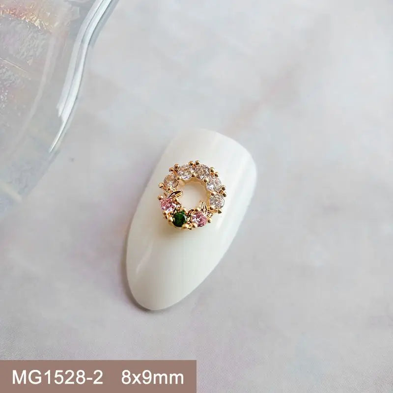 Décorations d’Ongles Noël Zircon ✨ (Lot de 10 pièces)