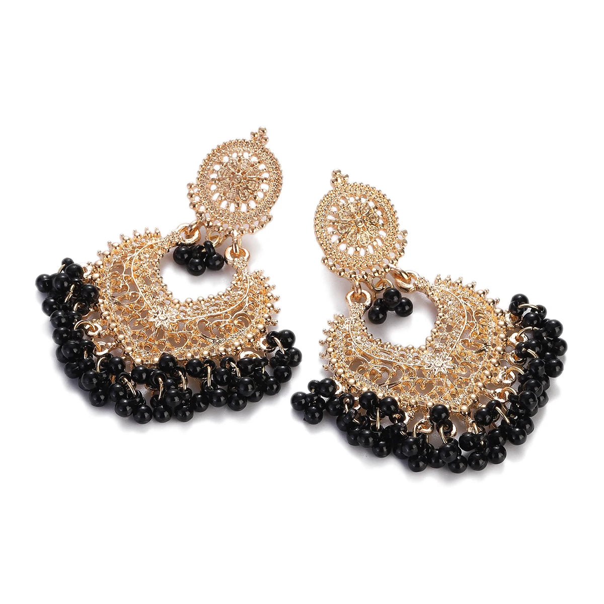 Boucles d’Oreilles Boho Cœur Doré – Fleur Sculptée & Perles – Style Jhumka Indien
