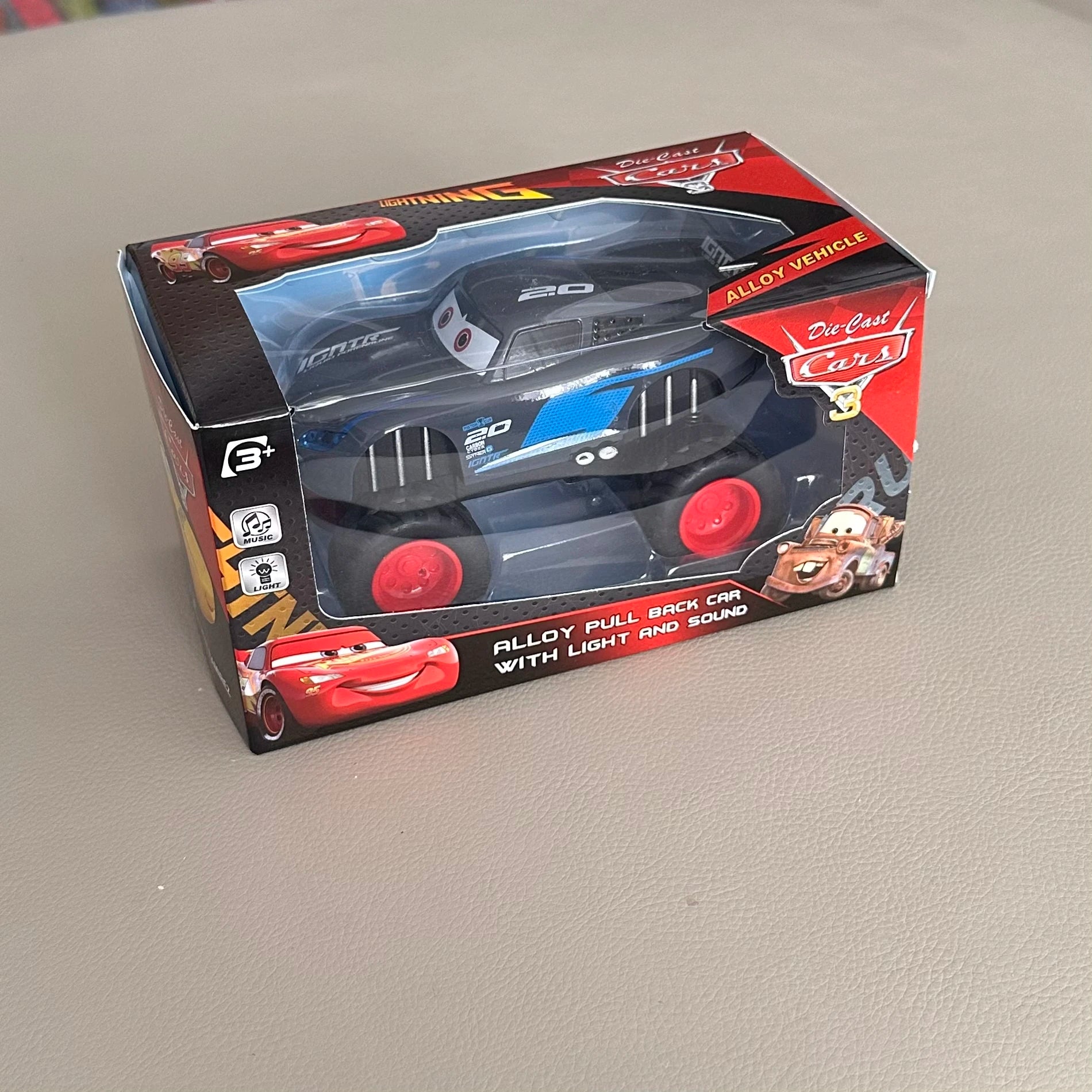 Disney Toy Story 4 – Lightning McQueen Inertiel avec Lumières | Modèle de Collection Enfants