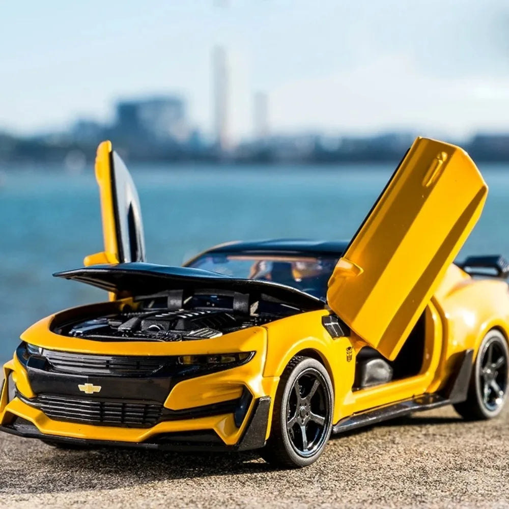 Camaro 1:32 – Voiture en Alliage Métallique Pull-Back avec Lumière & Son