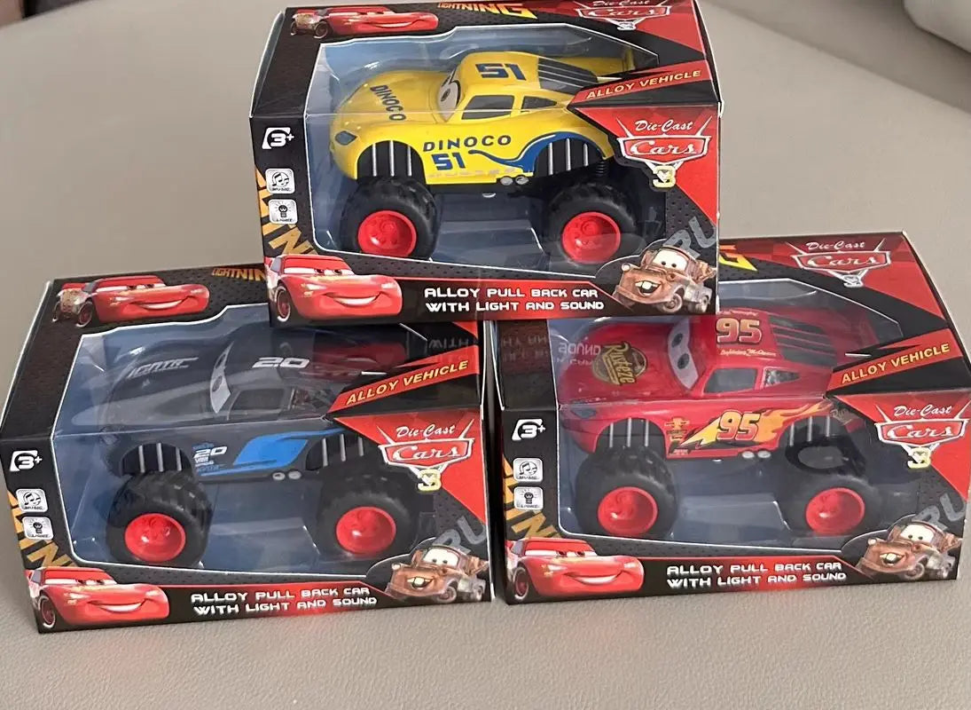 Disney Toy Story 4 – Lightning McQueen Inertiel avec Lumières | Modèle de Collection Enfants