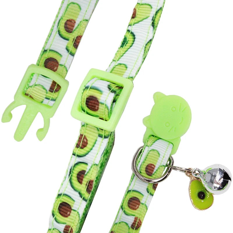 Collier chat motif fruits avec grelot — sécurité et plaque ID