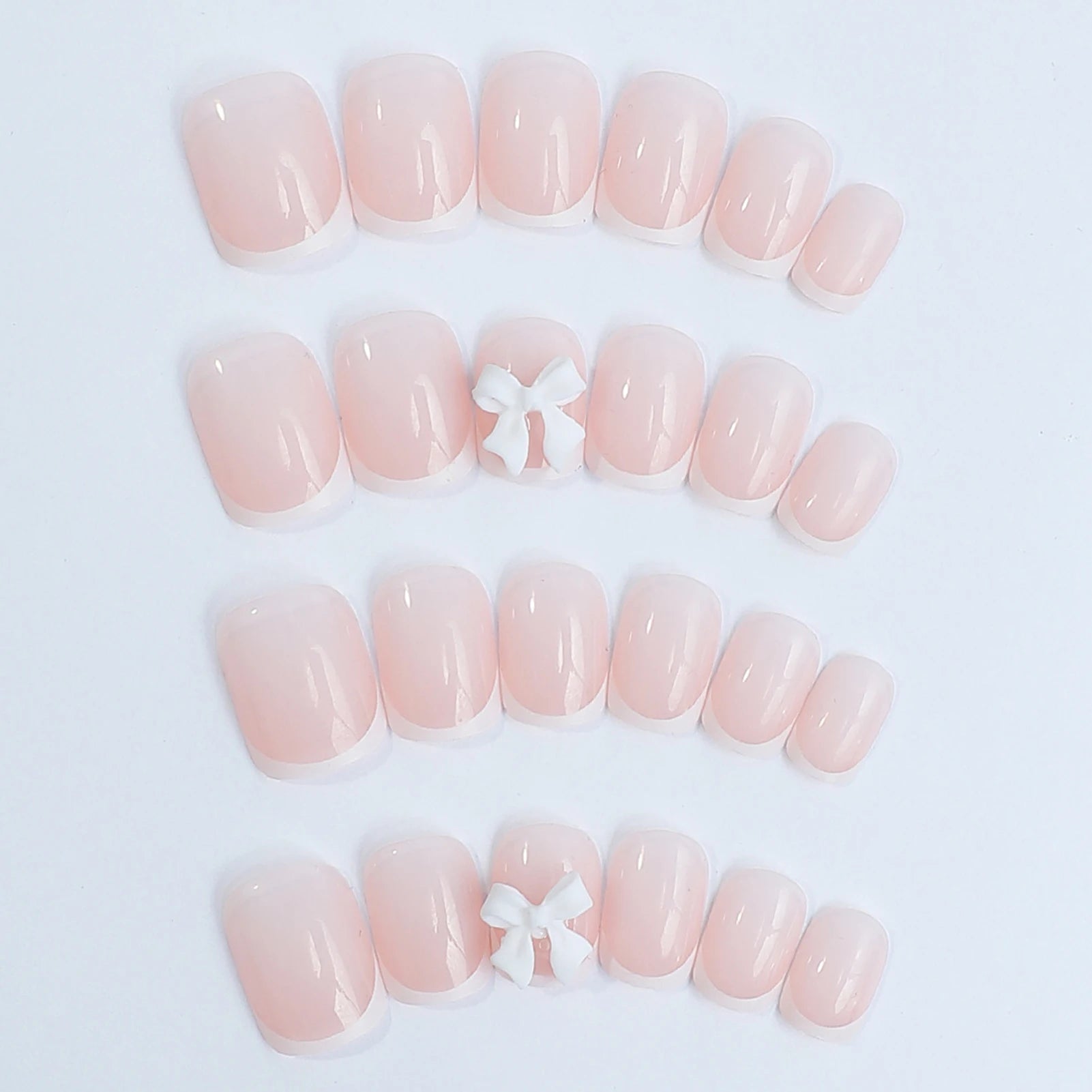 24 Pièces Faux Ongles French 3D – Nœud Papillon Élégant & Manucure Professionnelle DIY