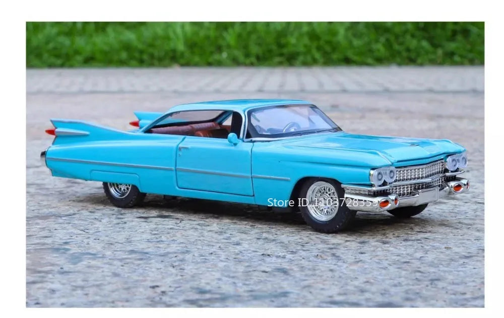 Eldorado Biarritz & Charger 1970 – Voitures Miniatures 1:32 en Alliage | Son & Lumière | Portes Ouvrantes