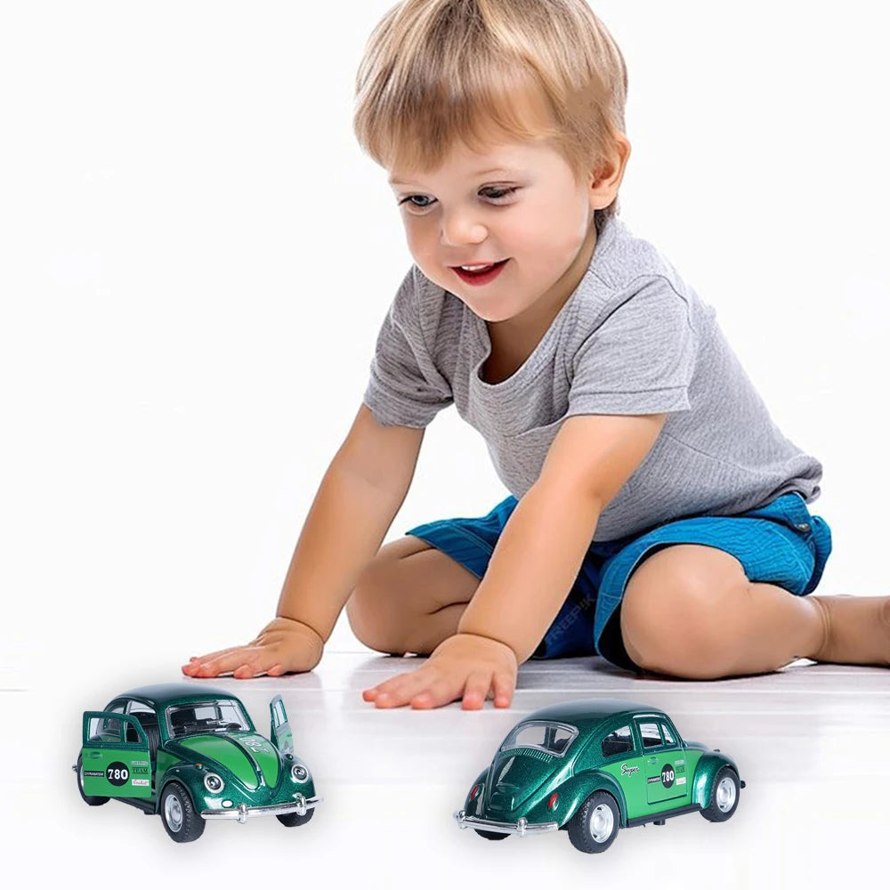 Voiture Miniature Coccinelle Verte Rétro – 1:32 | Mécanisme à Friction, Portes Ouvrantes | Jouet & Décoration