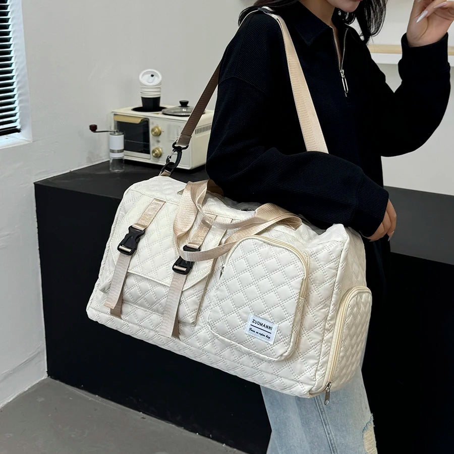 Sac de Voyage en Nylon Durable – Léger, Spacieux & Élégant