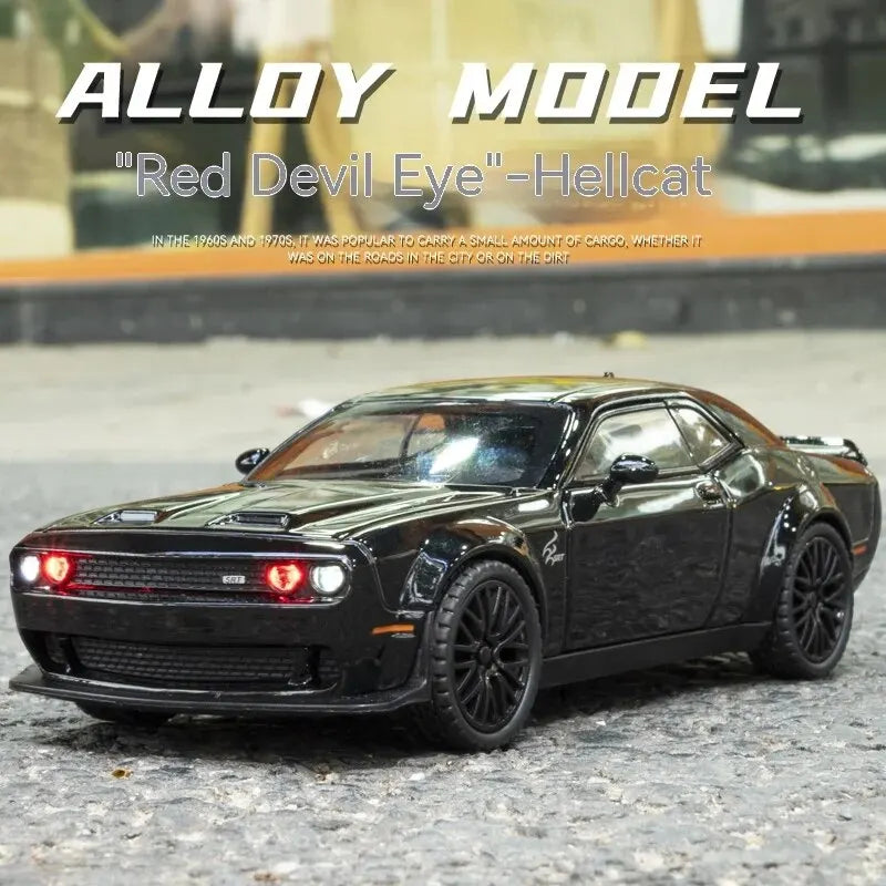 Dodge Challenger Hellcat – Modèle 1:32 en Alliage | Son & Lumière | Pull-Back