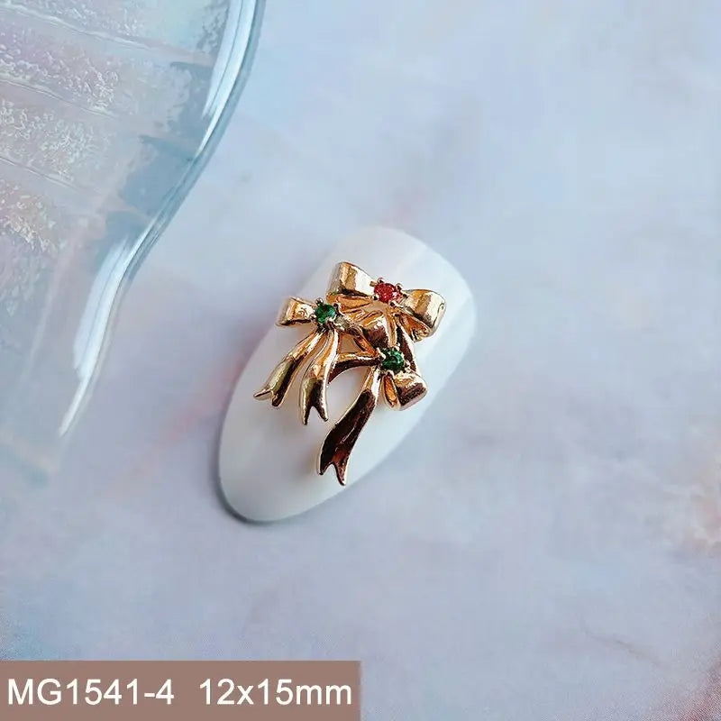 Décorations d’Ongles Noël Zircon ✨ (Lot de 10 pièces)