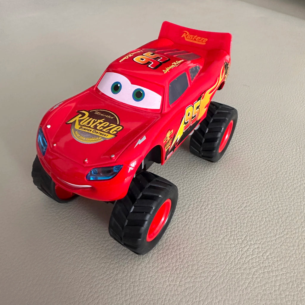 Disney Toy Story 4 – Lightning McQueen Inertiel avec Lumières | Modèle de Collection Enfants