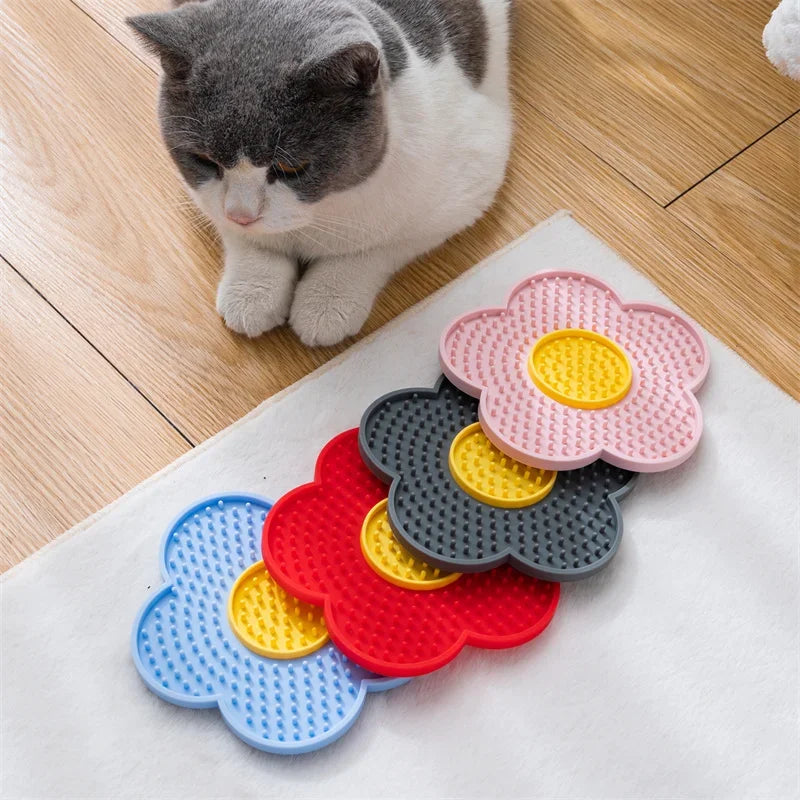 Tapis de léchage forme fleur pour chien et chat — silicone