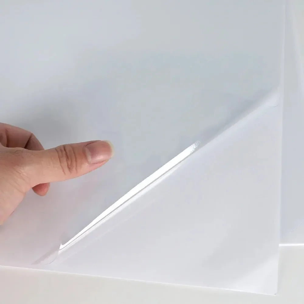 Protections anti-griffures pour canapé — autocollantes et transparentes