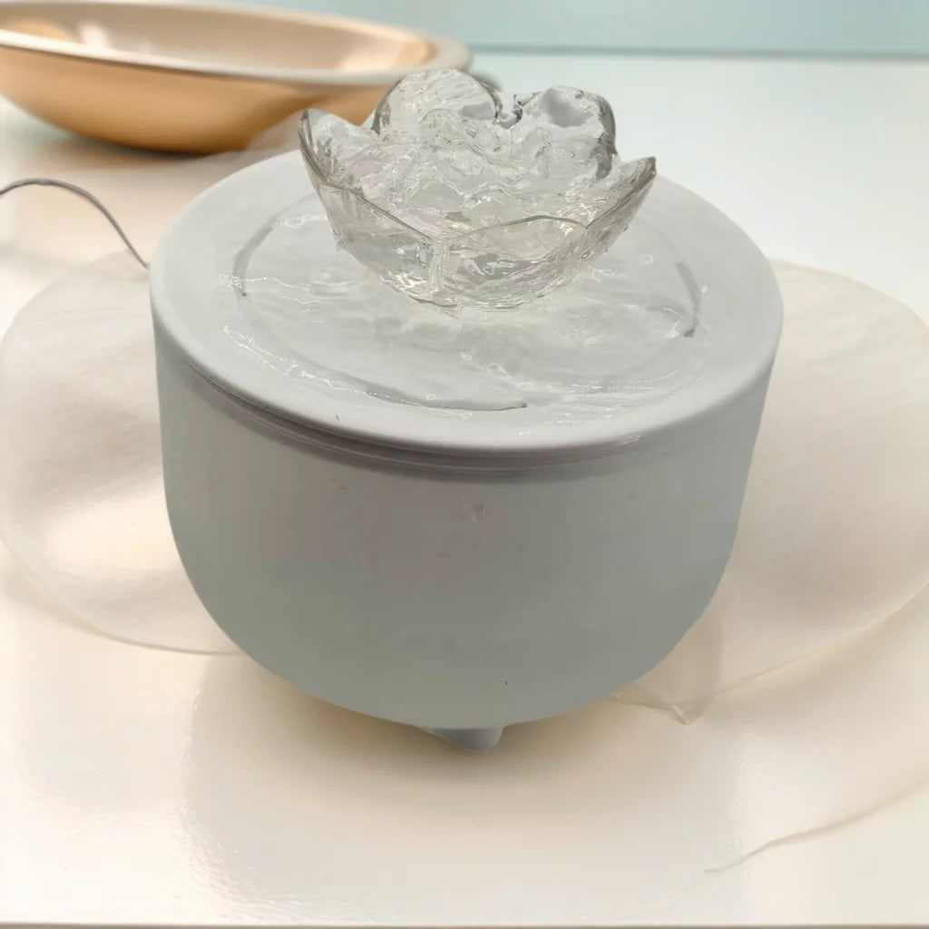 Fontaine à eau automatique 1,2 L pour chat et chien — filtrante et silencieuse