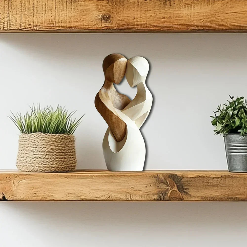 Statue Couple en Bois – Décoration Moderne 2D (Ornement Élégant)