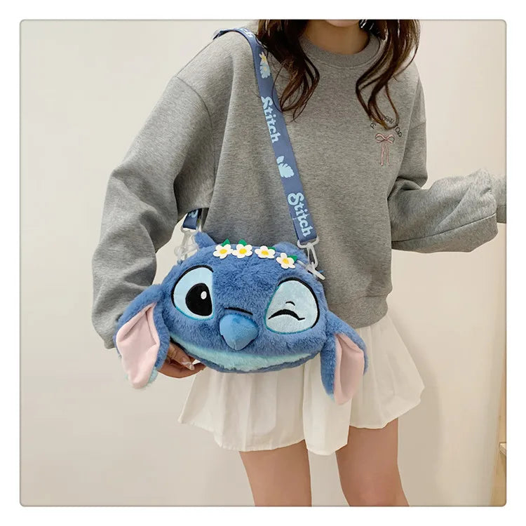 Sac à Dos en Peluche Stitch – Ultra Mignon (26 × 19 × 5 cm)