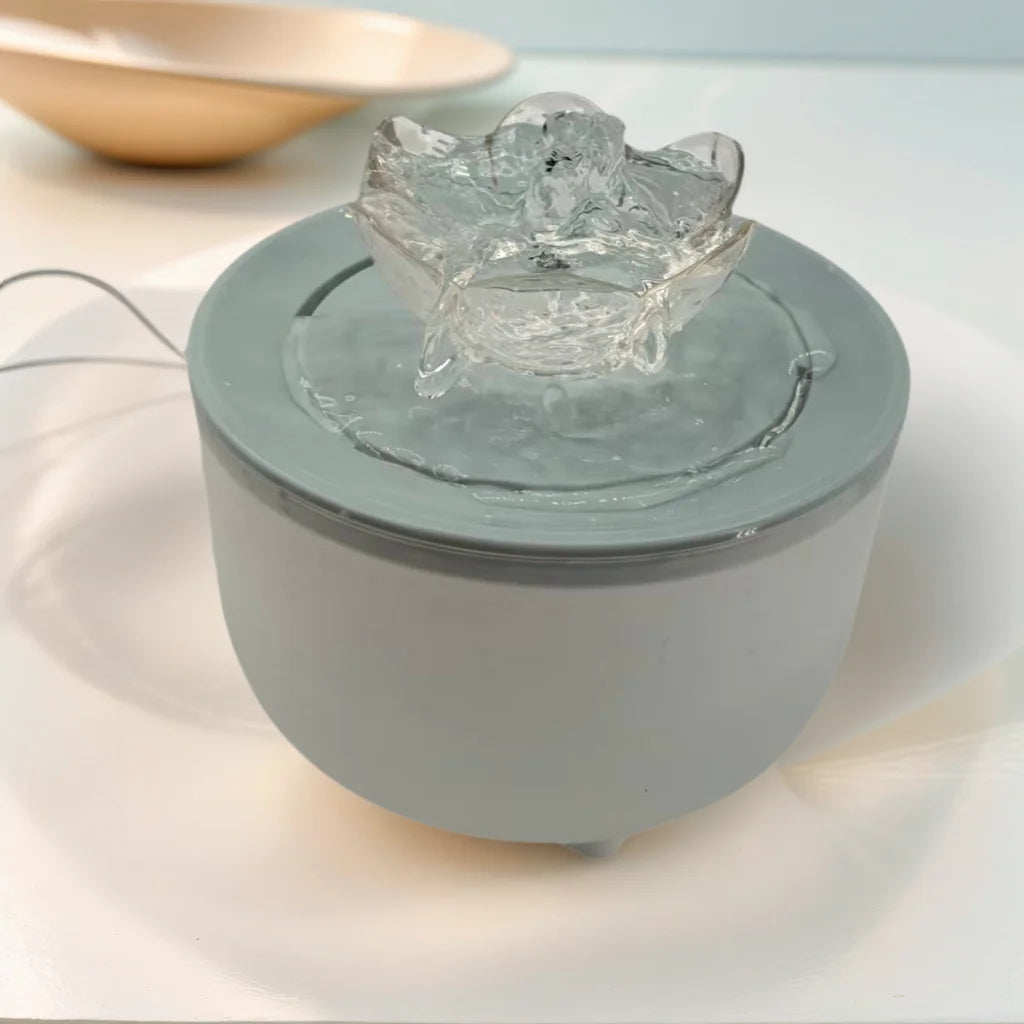 Fontaine à eau automatique 1,2 L pour chat et chien — filtrante et silencieuse