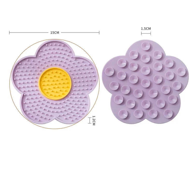Tapis de léchage forme fleur pour chien et chat — silicone