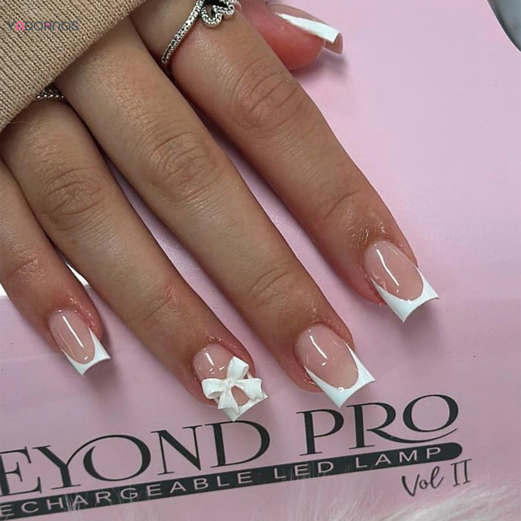 24 Pièces Faux Ongles French 3D – Nœud Papillon Élégant & Manucure Professionnelle DIY