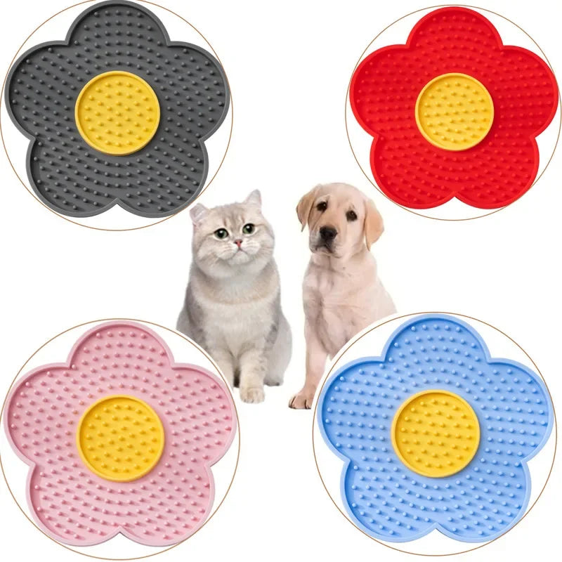 Tapis de léchage forme fleur pour chien et chat — silicone
