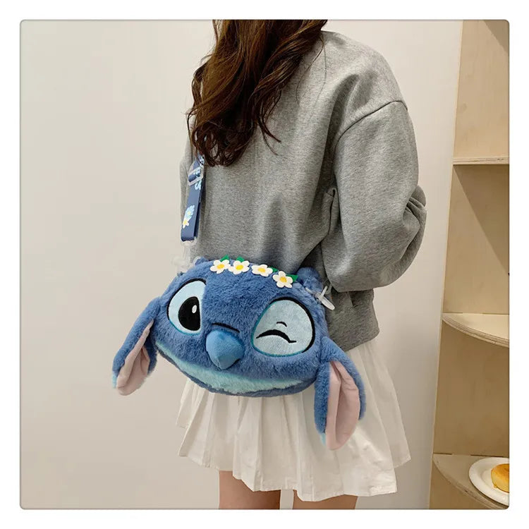 Sac à Dos en Peluche Stitch – Ultra Mignon (26 × 19 × 5 cm)